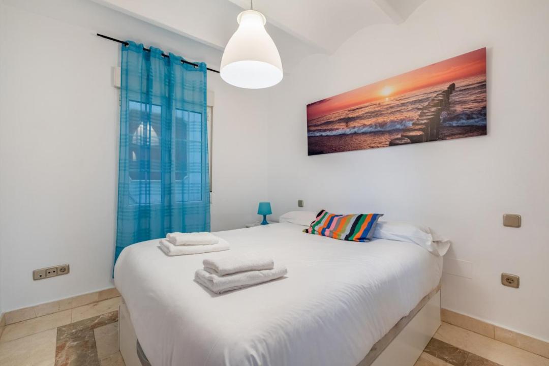 2 Bedroom 1 Bathroom Furnished - Sol - Cozy Vintage - Mintystay Madrid Esterno foto